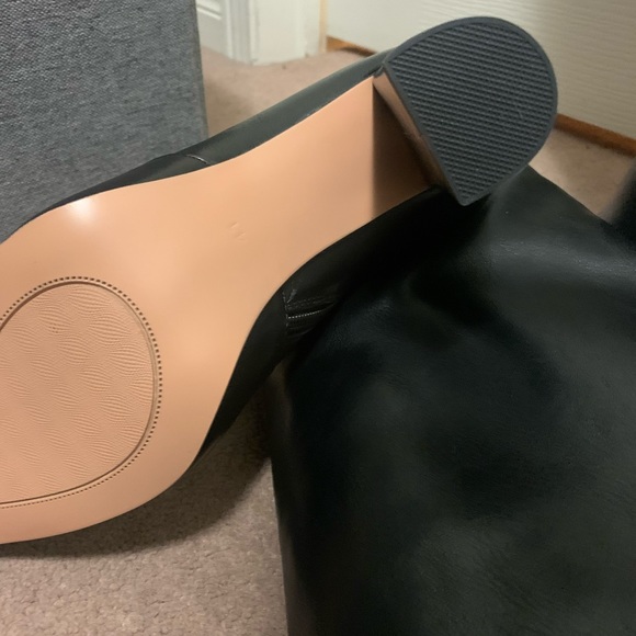 THIGH HIGH BOOTS - NEW - Picture 10 of 11